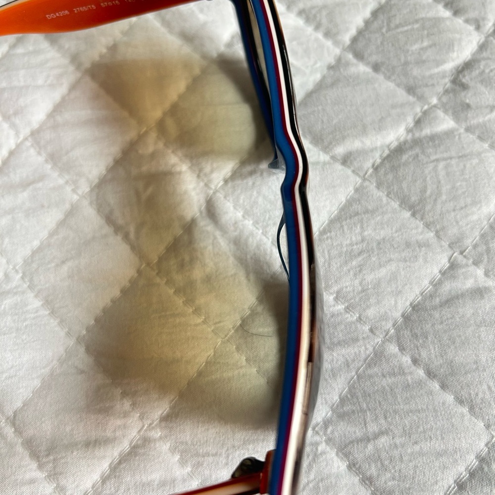 Tortoise Shell Sunglasses - Picture 2 of 6